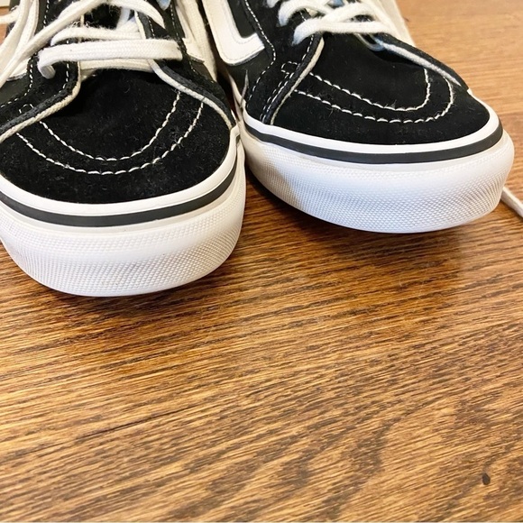 Vans | Unisex High Top Classic Black Skater Shoe Size Women’s 6.5/Men’s 5 - Picture 4 of 9